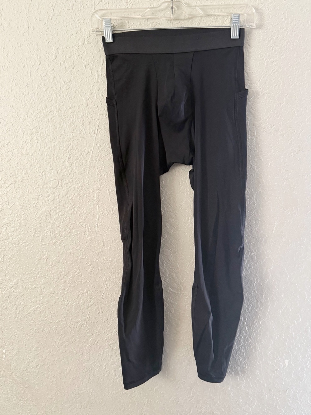 Lululemon Surge Black Light Tight Legging Pants Size Small